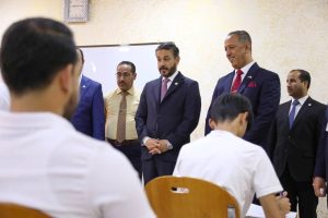 Read more about the article Dr. Al-Aboudi Follows Up Final Exams at Anbar University, His Excellency Announces on Finishing The Second Semester Exams for Postgraduate Studies
