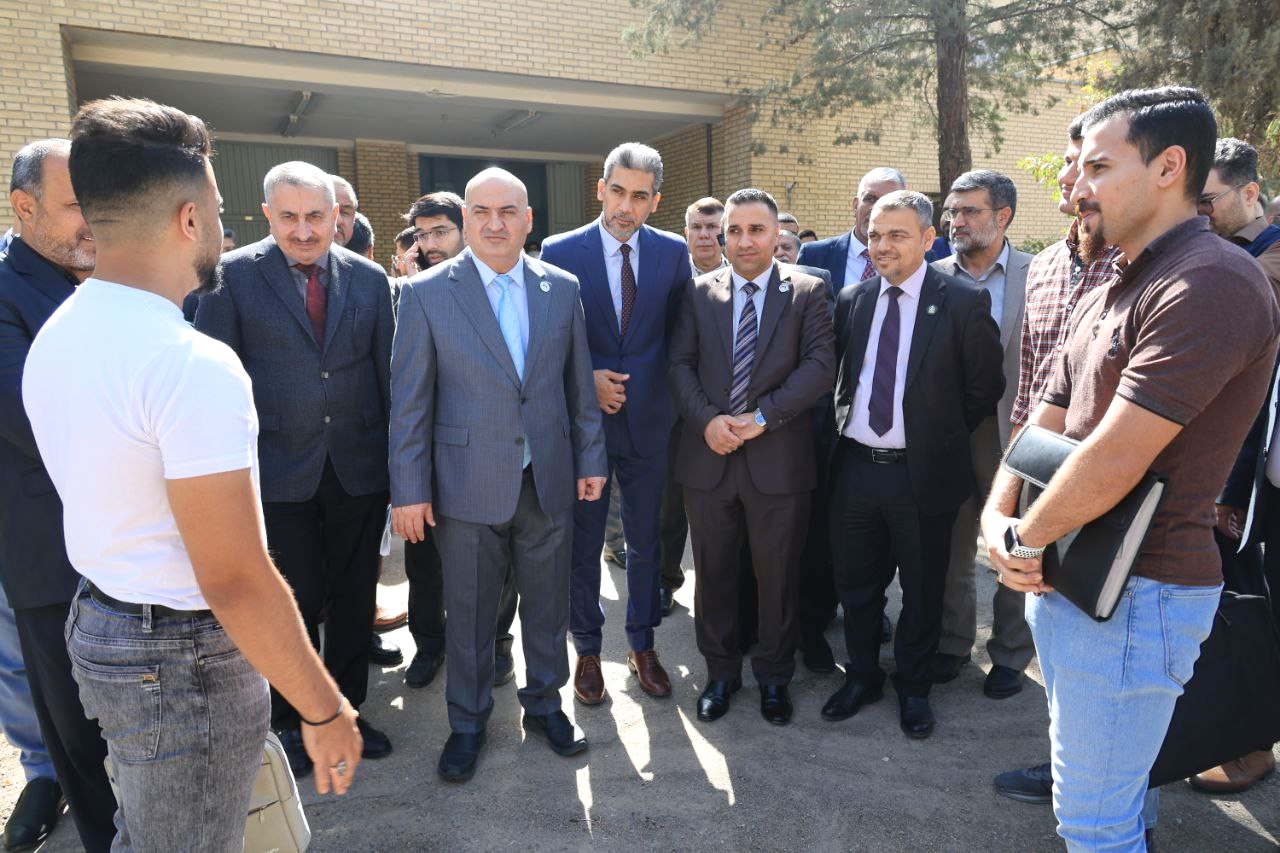 You are currently viewing Higher Education & Its universities’ Delegation Conducts Scientific Tour Inn A Number of Iranian Universities & Meets Iraqi Engineering Students