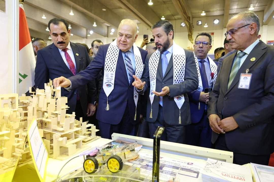 Read more about the article With Attendance of Secretary & Members of Association of Arab Universities, Dr. Al-Aboudi Inaugurates Exhibition of Scientific Products of Iraqi Universities