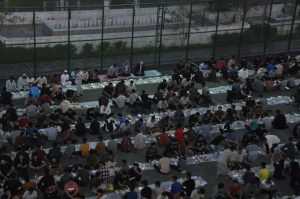 Read more about the article During the Blessed Month of Ramadan, Karbala University Prepares 1700 Iftar Meals for Dormitory Students