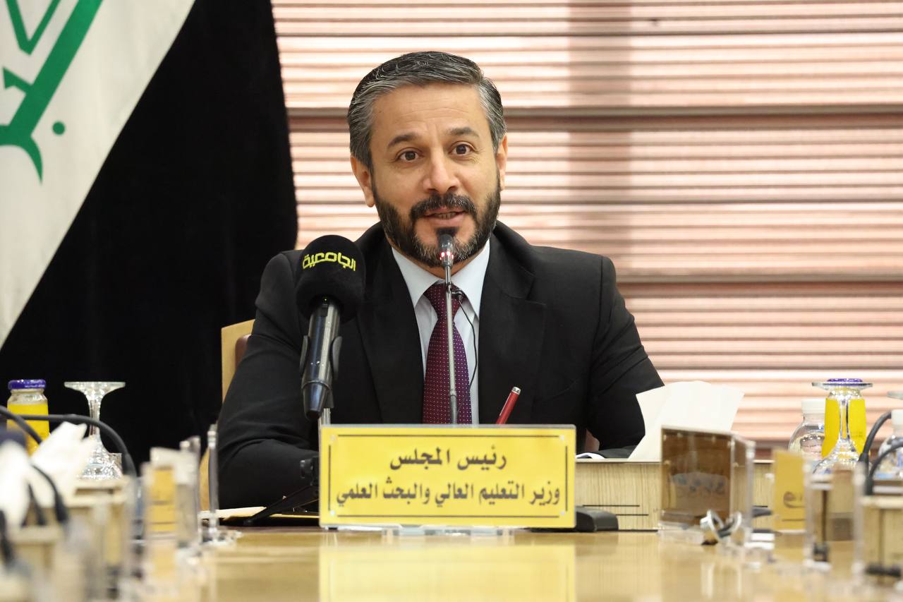 Read more about the article During Advisory Board Meeting, Dr. Al-Aboudi Directs Automation of Assessment Tests & Proceeding with Establishment of College Specialized in Artificial Intelligence