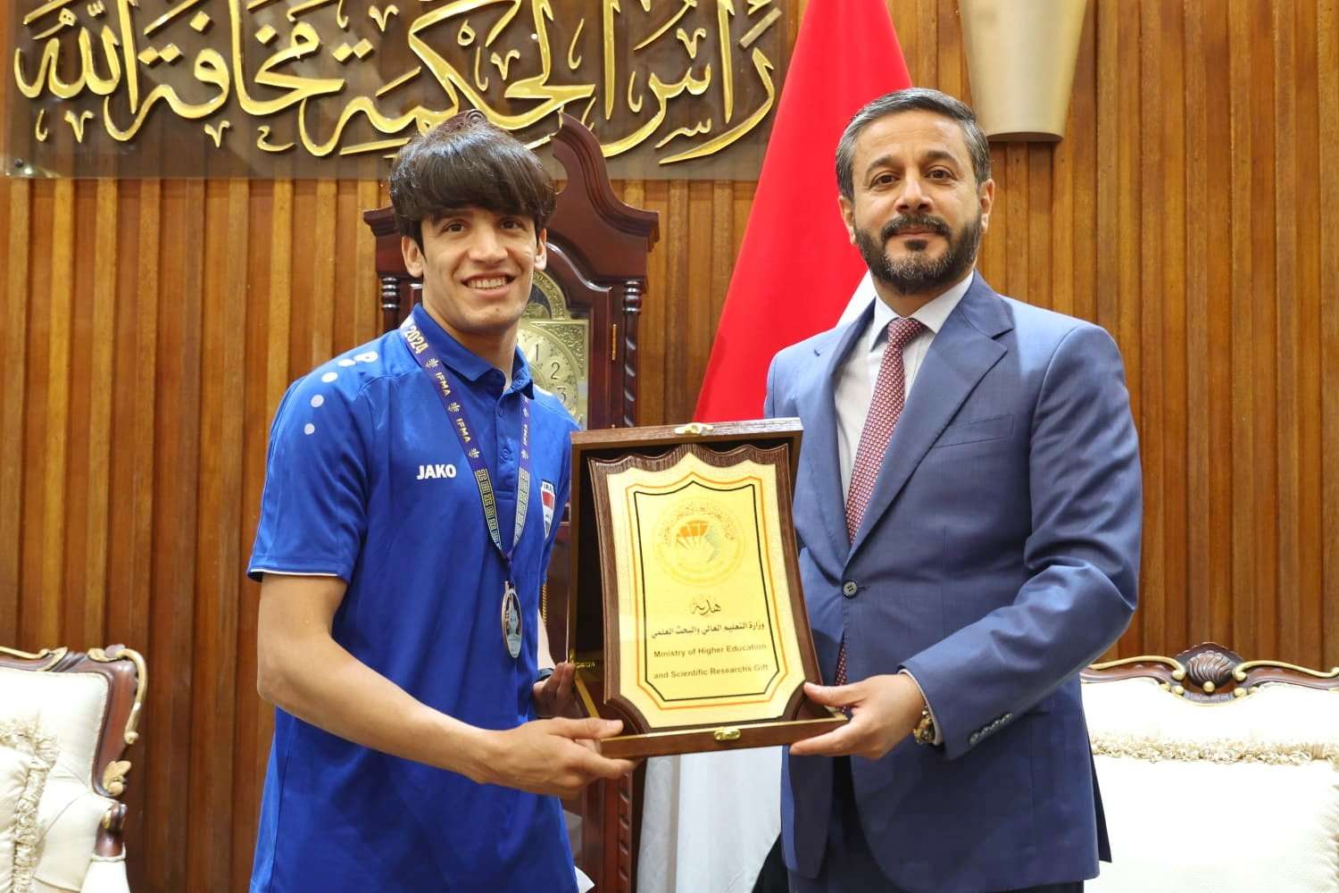 Read more about the article Dr. Al-Aboudi Honors Iraqi Champion Who Refused to Be Crowned in World Muaythai Championship As Protest Against Zio.ni.st En.ti.ty’s Competitor