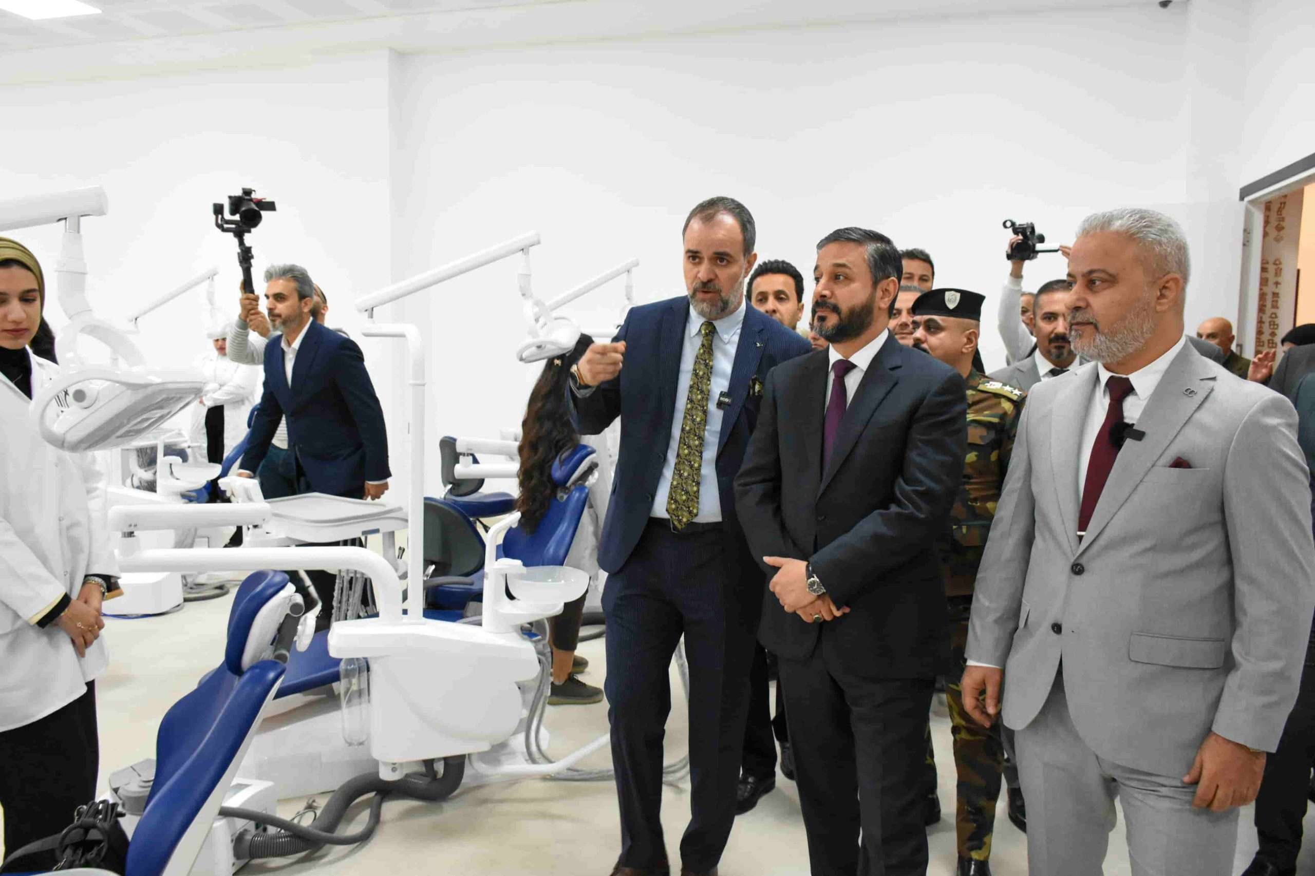 Read more about the article During Visiting Gilgamesh University & Inaugurating Specialized Halls & Laboratories, Dr. Al-Aboudi Confirms Developing University Performance & Improving Academic Programs Quality