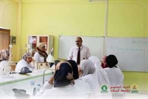 Read more about the article Dean of the College of Science Inspects First-Year Students and Affirms Support for the Educational Environment