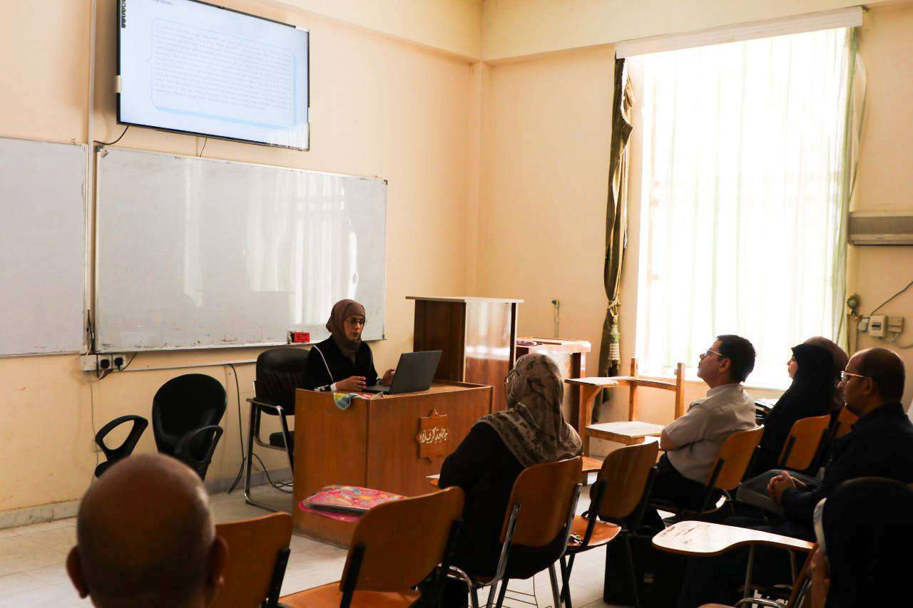 Read more about the article Department of Physics Reviews Master’s Students’ Research Proposals