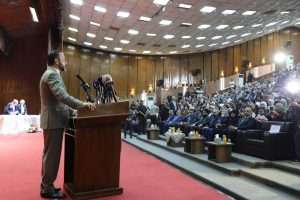 Read more about the article Dr. Al-Aboudi Honors Top Students with Minister of Higher Education & Scientific Research’s Outstanding Students Award