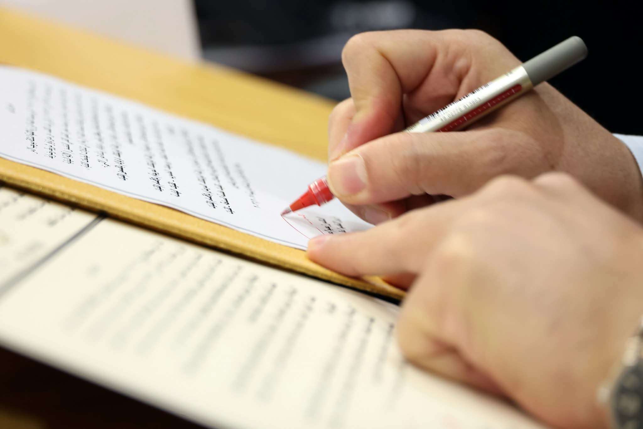 Read more about the article New Strategic Decision, Dr. Al-Aboudi Issues Ministerial Orders to Convert Nine Technical Institutes Into Polytechnic Colleges