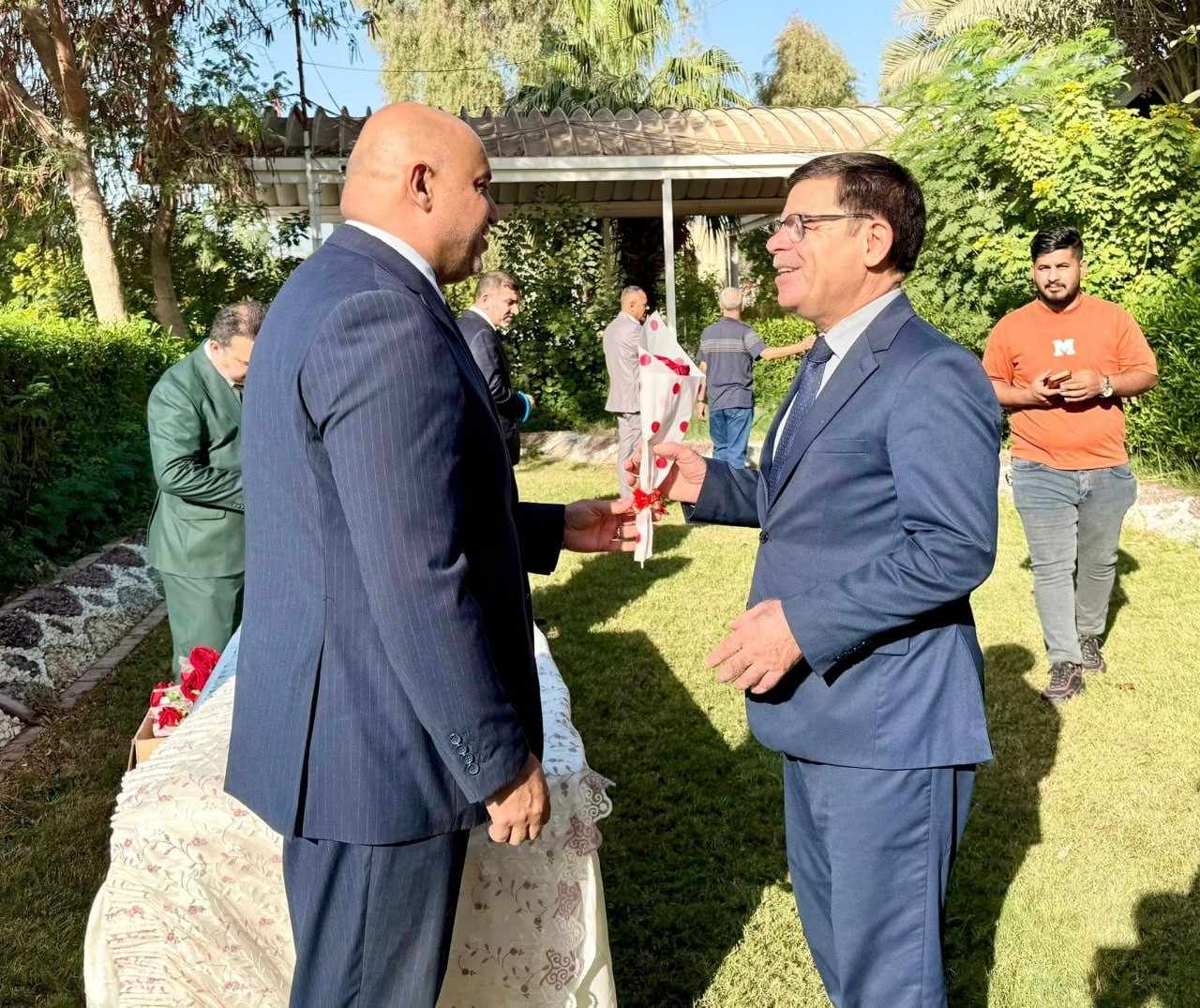 Read more about the article University of Babylon Honors a Faculty Member from the faculty of Science, University of Kerbala, at the Pioneers Recognition Ceremony