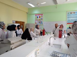 Read more about the article جامعة كربلاء تنظم دورة تدريبية عن السلامة والأمن الكيميائي و البايولوجي