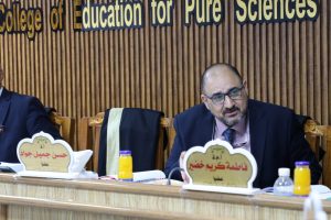 Read more about the article عميد كلية العلوم يشارك في مناقشة أطروحة دكتوراه حول (التنوع الاحيائي للغطاء النباتي وتأثره ببعض صفات التربة)