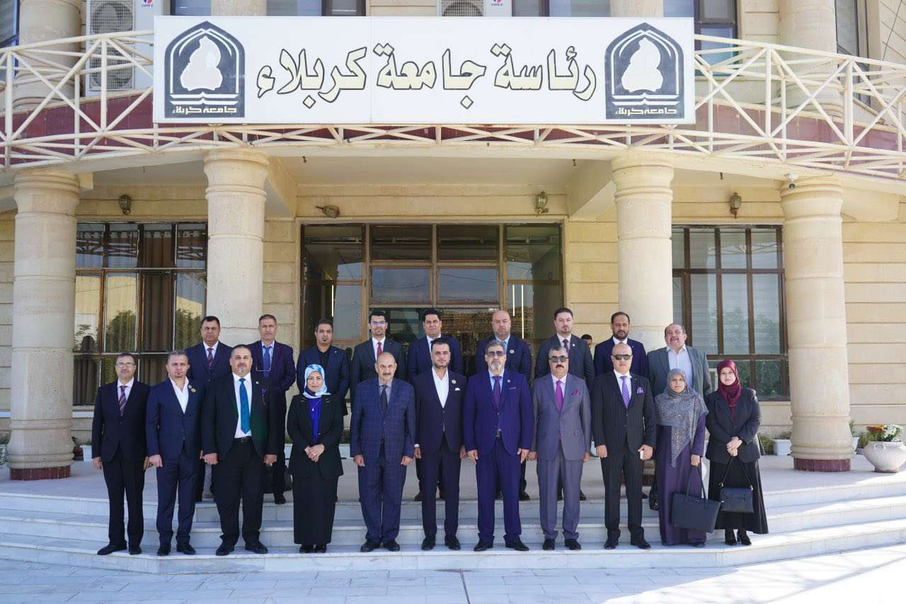 Read more about the article رئيس الجامعة يستقبل لجنة وزارية لتقييم اهلية بعض برامج البكالوريوس في الجامعة