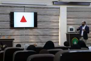 Read more about the article كلية العلوم بجامعة كربلاء تنظم ورشة عمل حول جهاز السونار وتطبيقاته الحديثة