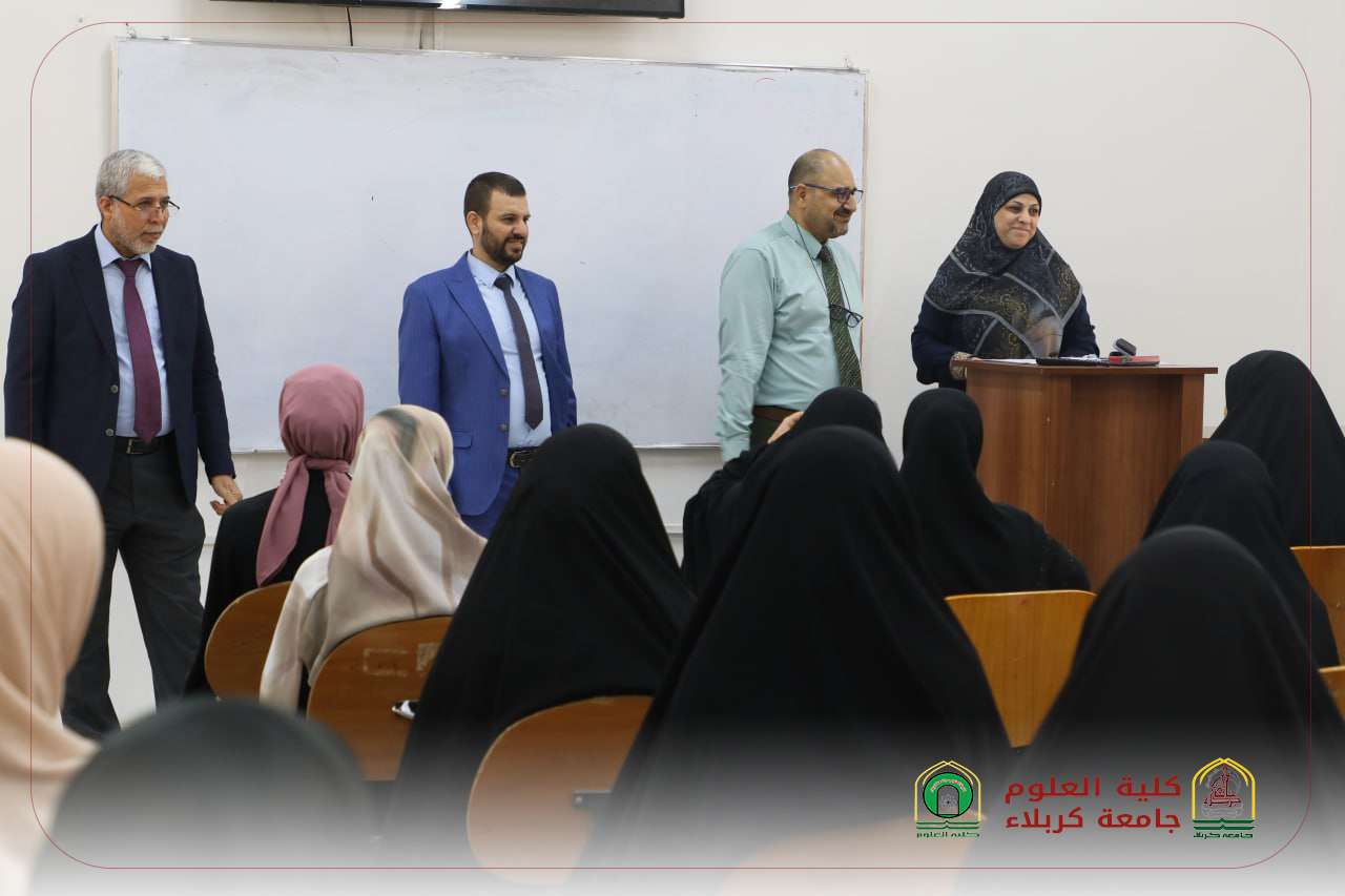 Read more about the article جولة عميد كلية العلوم ومعاونه العلمي لتذكير الطلبة بالتسجيل في نظام (SIS)