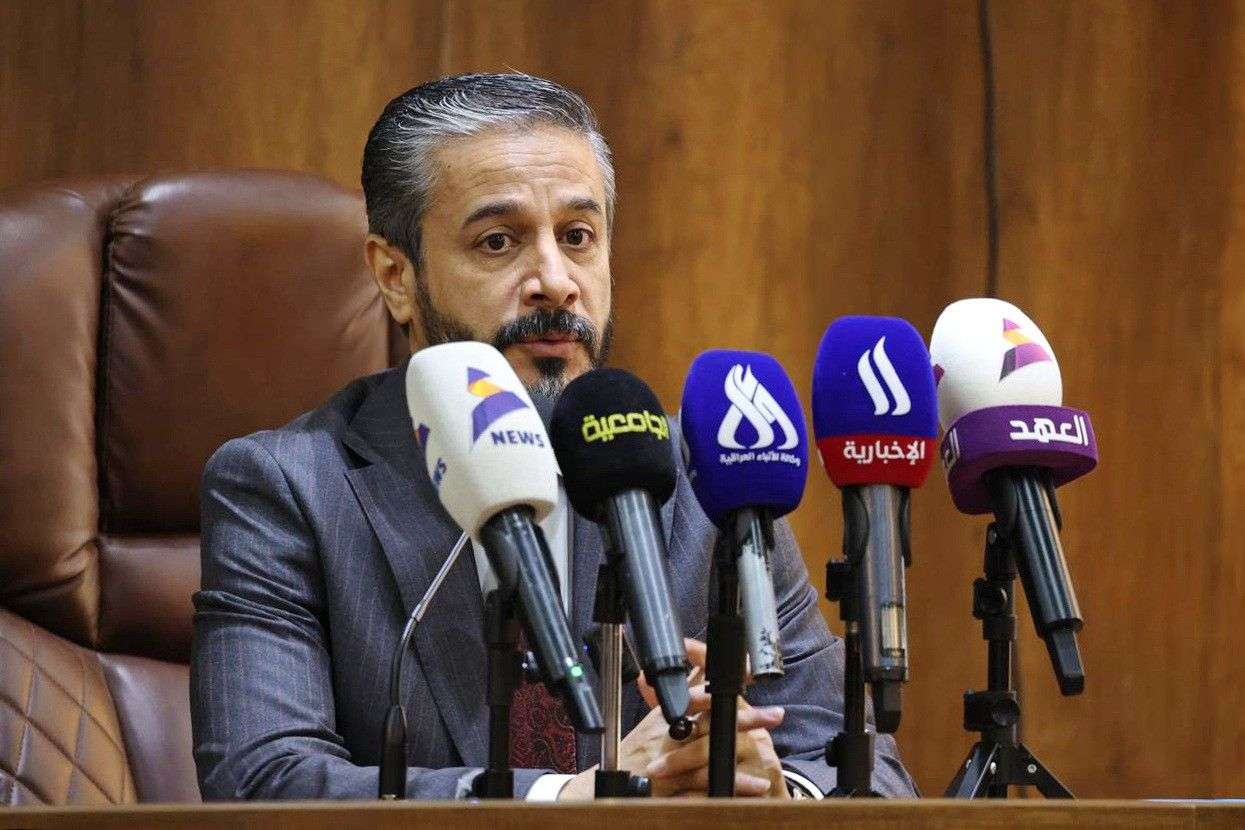 You are currently viewing وزير التعليم يمنح شهادات المشاركة والتقدير لـ(50) باحثا عراقيا في برنامج تطوير مهارات البحث العلمي بالتعاون مع Clarivate واتحاد مجالس البحث العلمي العربية وبنك المعرفة المصري