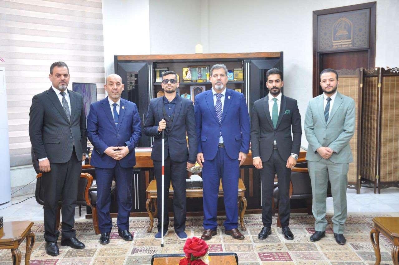 Read more about the article رئيس الجامعة يستقبل الفريق القرآني بعد إحرازه المركز الثالث في المسابقة الوطنية