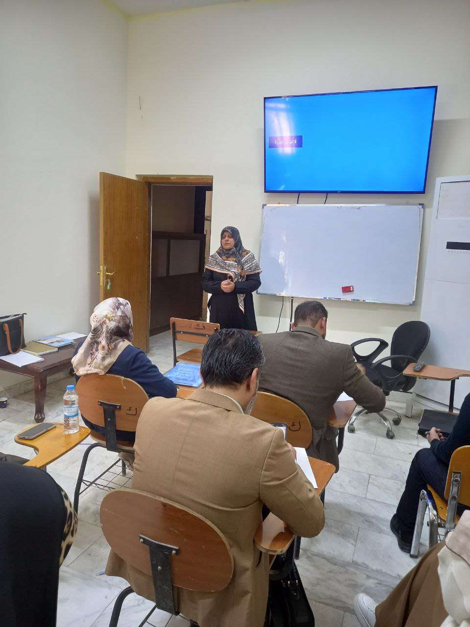 You are currently viewing كلية العلوم بجامعة كربلاء تنظم دورة حول تأثير علاقة الأبوين على الصحة النفسية للطالب الجامعي