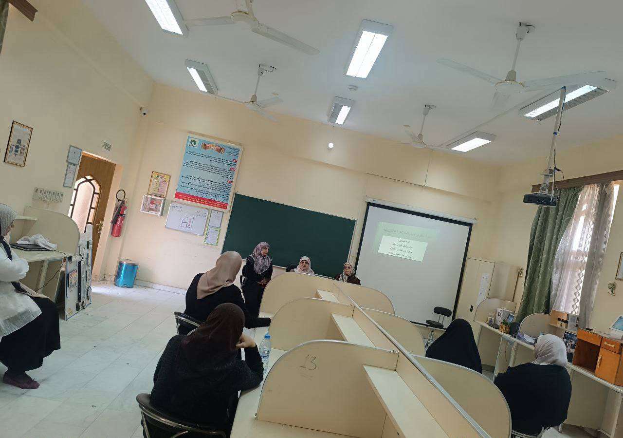 You are currently viewing كلية العلوم في جامعة كربلاء تنظّم ندوة حول تحسين إدارة المهارات الإلكترونية